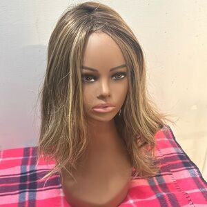 Belle Tress brown sugar sweet cream color allegro wig